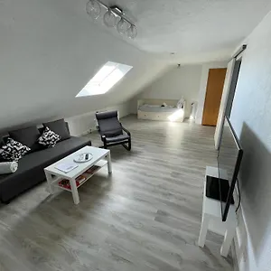 https://moderne-gemutliche-2-zimmer-wohnung-bad-cannstatt.stuttgart-hotel.com